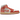 Jordan 1 Mid Madder Root sneakers i et vinklet udsnit med lyserøde læderdetaljer, hvid base og ikonisk sort swoosh logo på siden
