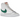 Nike Blazer Mid 77 Vintage White Malachite Green sneakers i sideprofil med hvid læderoverdel og grønt swoosh-logo samt snørebånd