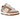Nike Dunk Low Medium Curry sneakers i et vinklet udsnit med hvid overdel, brune ruskindspaneler og klassiske snørebånd