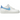 Nike Air Force 1 Low 82 Double Swoosh White Medium Blue sneakers i sideprofil med hvid overdel og blå dobbelt swoosh