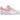Nike Air Force 1 Low '07 Paisley Pack Pink sneakers i et klassisk sideprofil med lyserød læderoverdel og paisley-swoosh.