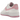 Nike Air Force 1 Low '07 Bubblegum sneakers i vinkelret visning med hvid overdel i læder og lyserøde detaljer samt snørebånd