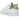Adidas Stan Smith White Gold Metallic sneakers i vinkelret visning med hvid overdel, guld detaljer og klassiske snørebånd