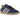 Adidas Gazelle Night Indigo Wonder Taupe sneakers vist i sideprofil med mørkeblå ruskindsoverdel, hvide læderdetaljer og gummisål