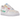 Nike Air Force 1 Low World Tour White sneakers i sideprofil med hvid overdel i læder, snørebånd og klassisk sål