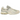 New Balance 2002R Linen sneakers i et vinkelret udseende med beige mesh overdel, ruskind og hvid mellemsål