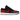 Jordan 1 Low Bred Twist sneakers i vinkelret visning med sort og rød laederoverdel, klassisk snøring og hvid mellemsål