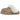 UGG Disquette Slipper Sand sneakers i en vinkel med blød ruskindsoverdel, synlig pels og chunky plateau-sål
